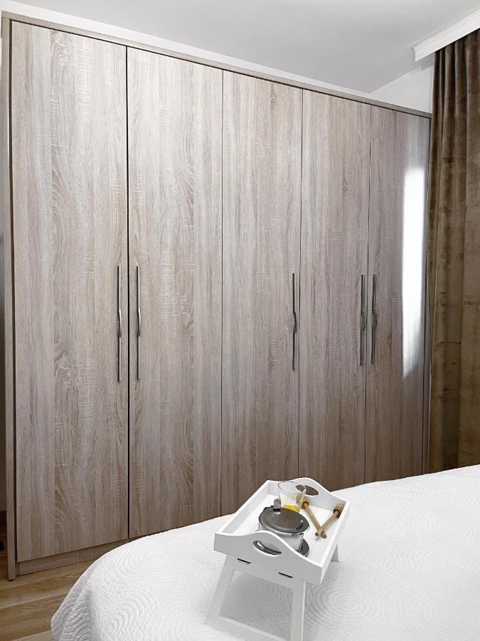 Pristina City Apartment Luaran gambar